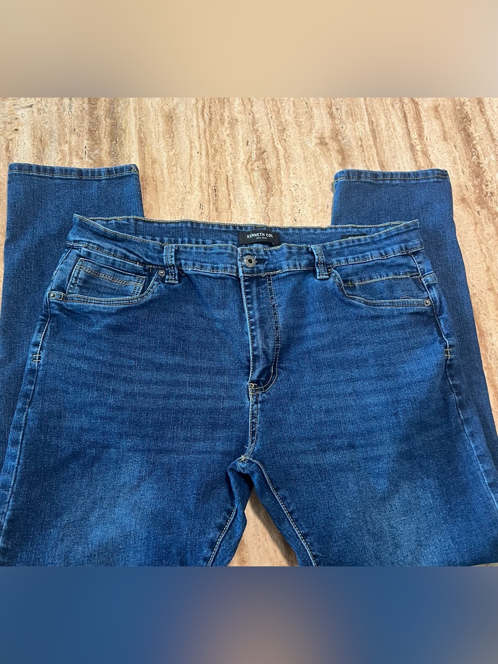 Men's Kenneth Cole Straight Dark Blue Jeans. 40 x 30